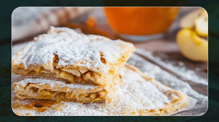 идеи праздничного завтрака, слоеный пирог с яблоком
